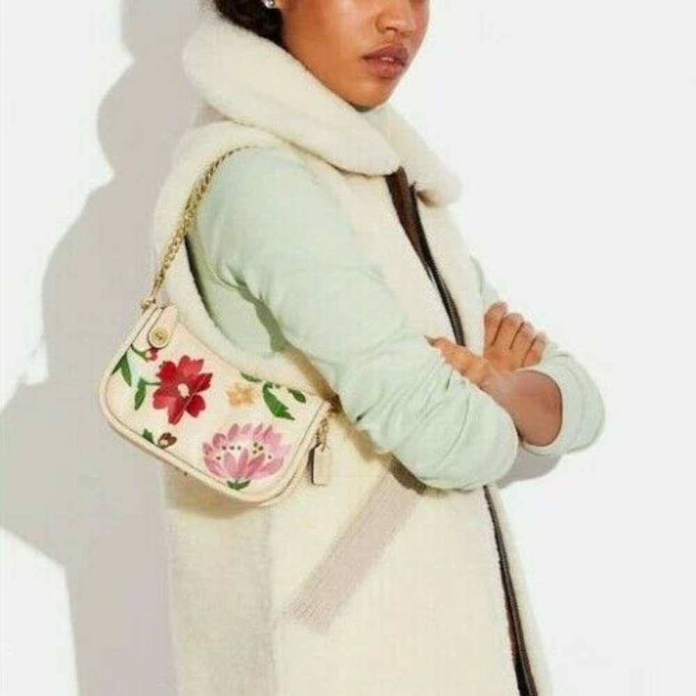 Coach Leather Swinger Bag 20 Quilting Small Handbag Floral Zip Beige Purse NEW